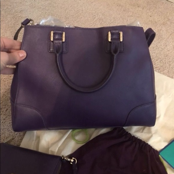 Tory Burch satchel & wristlet set - Picture 6 of 8